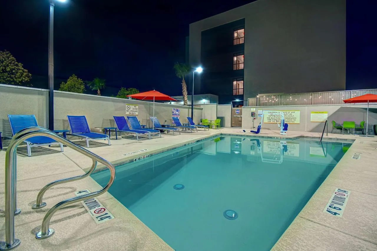 Home2 Suites By Hilton Las Vegas North Hotel